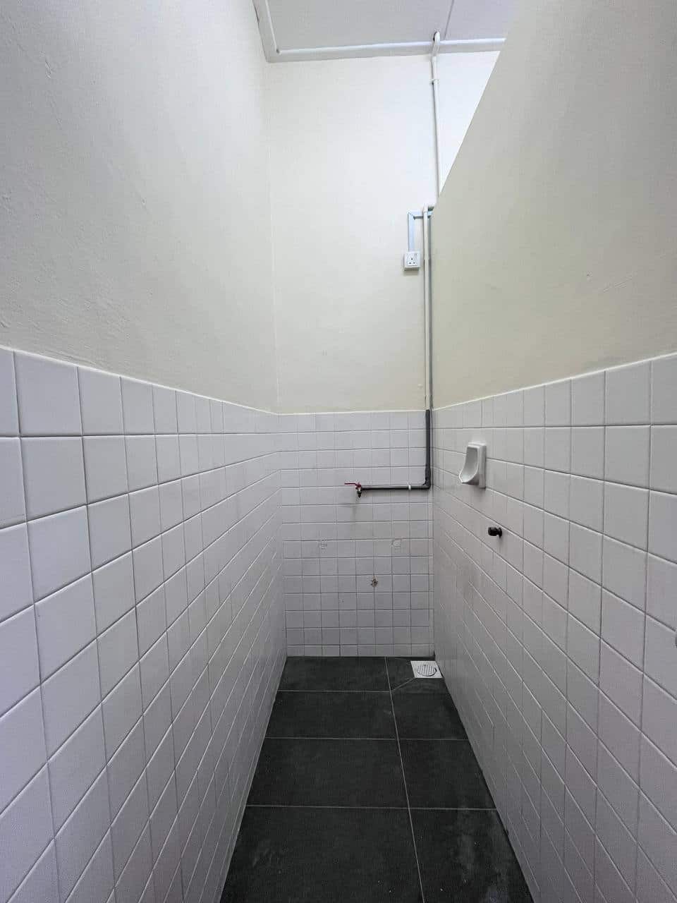 1.5-Storey Terrace House Taman Pelangi 9