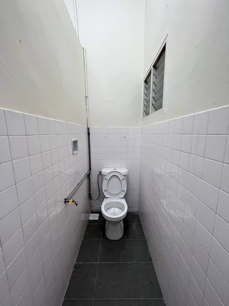 1.5-Storey Terrace House Taman Pelangi 8