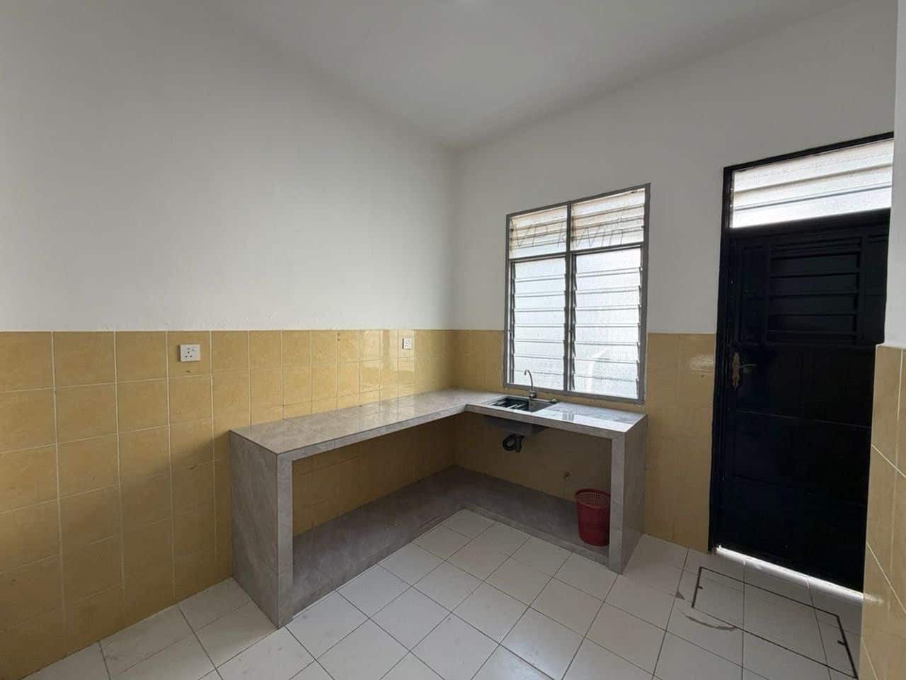 2-Storey Terrace House (End Lot) Bandar Jaya Putra 9