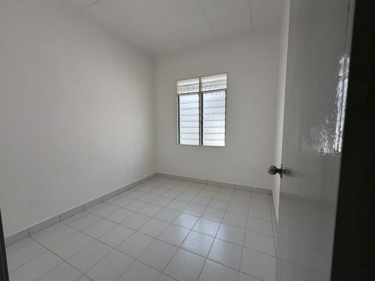 2-Storey Terrace House (End Lot) Bandar Jaya Putra 8