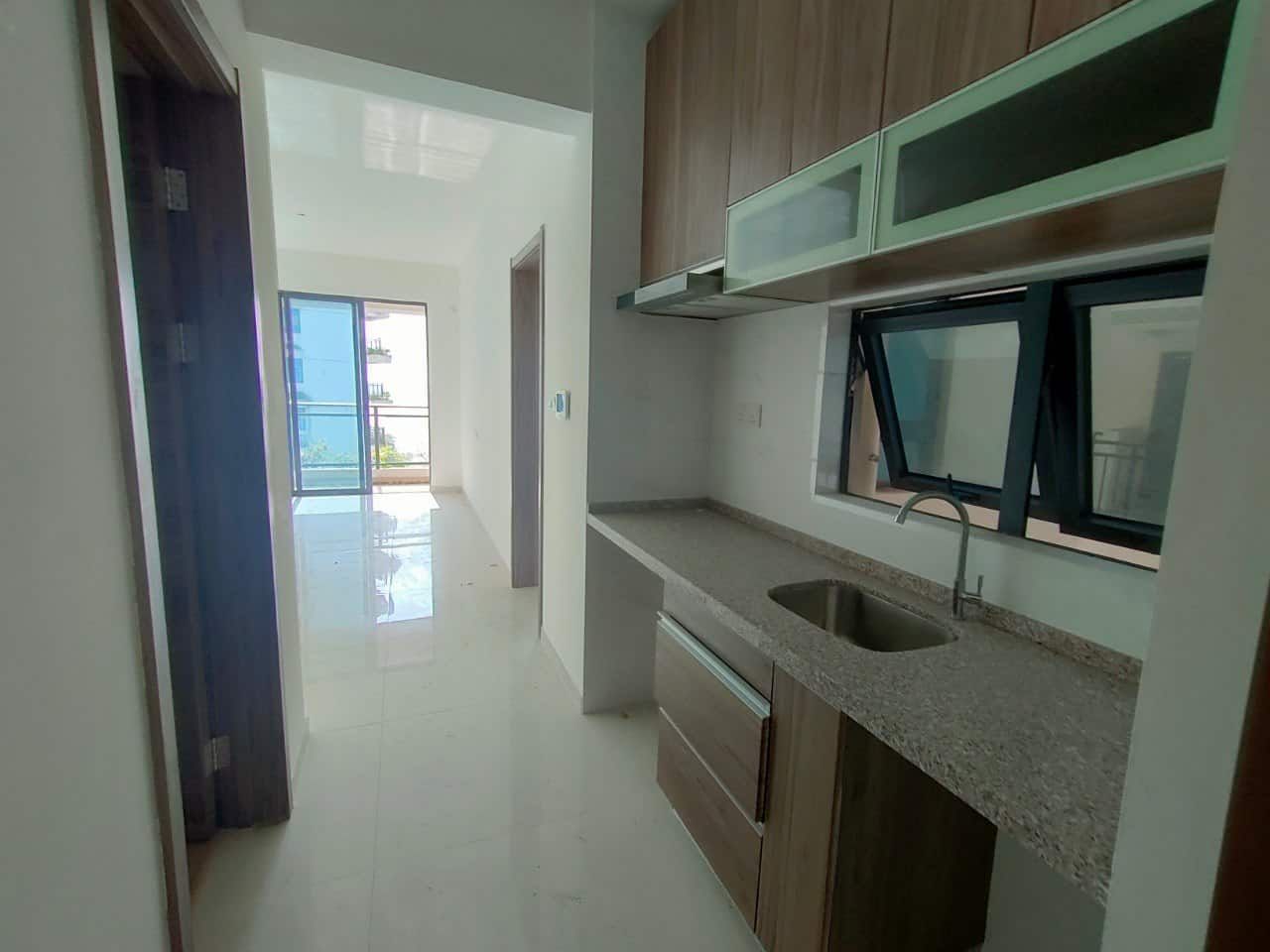 Condo Forest City 4