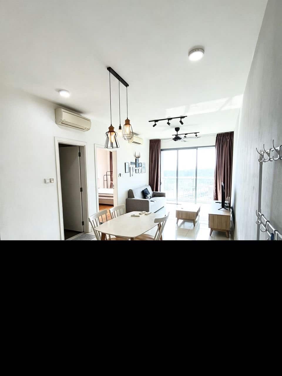 Service Apartment Puteri Harbour 1