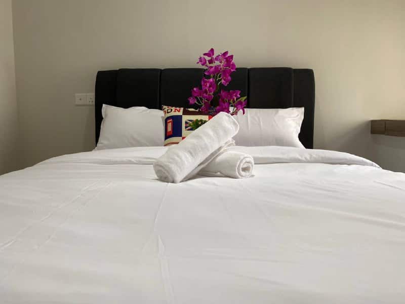Condominium Bay Point Baypoint Country Garden Danga Bay 5