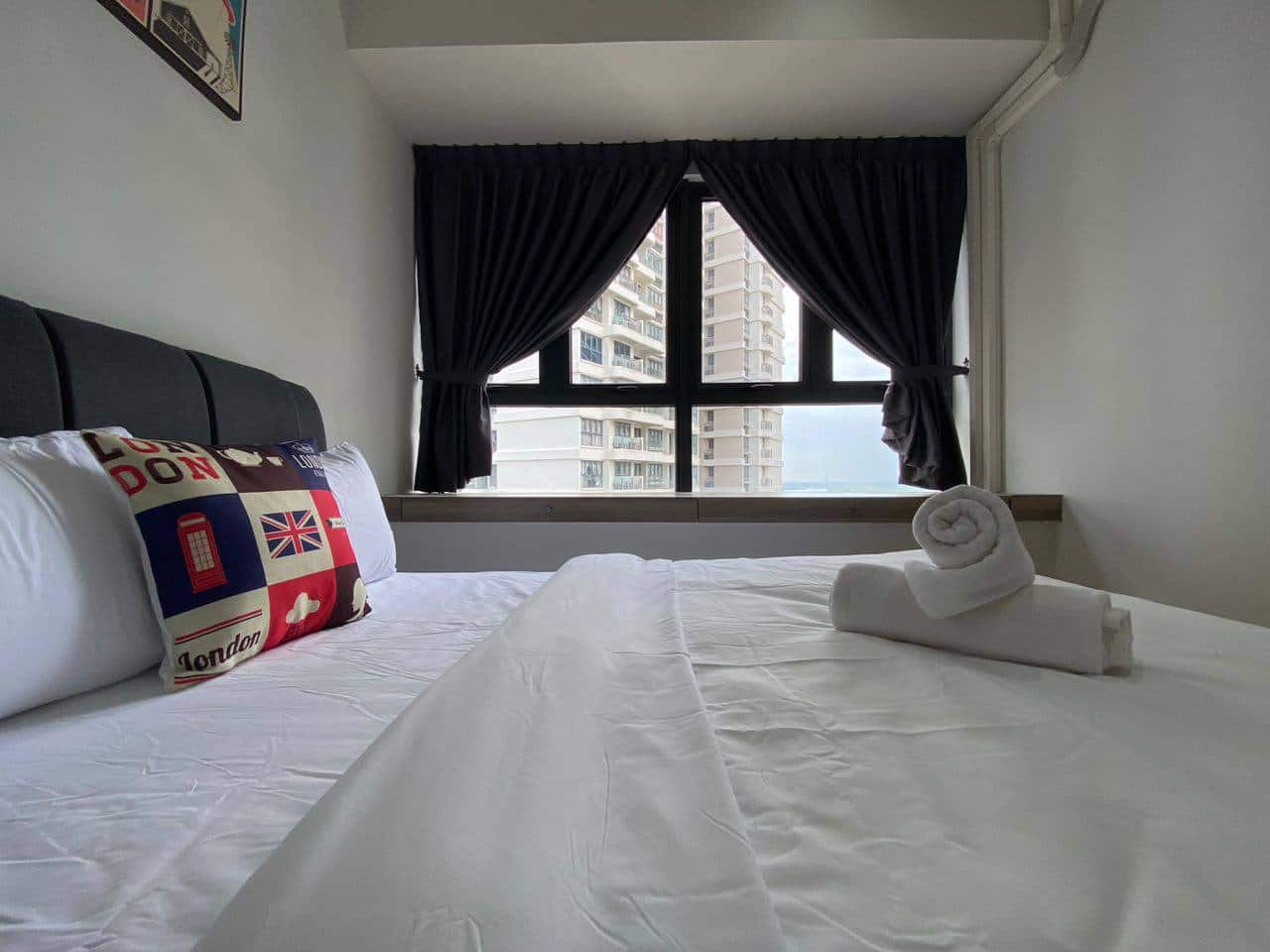 Condominium Bay Point Baypoint Country Garden Danga Bay 4