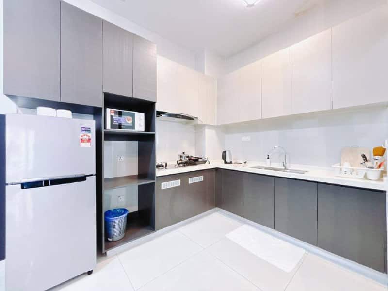 Condominium Bay Point Baypoint Country Garden Danga Bay 7