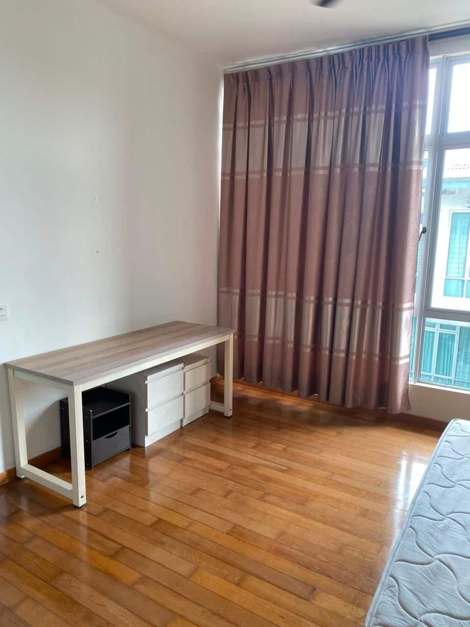 Townhouse Taman Sutera Utama 4