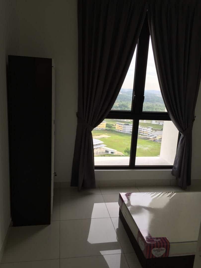 Iskandar Puteri 8