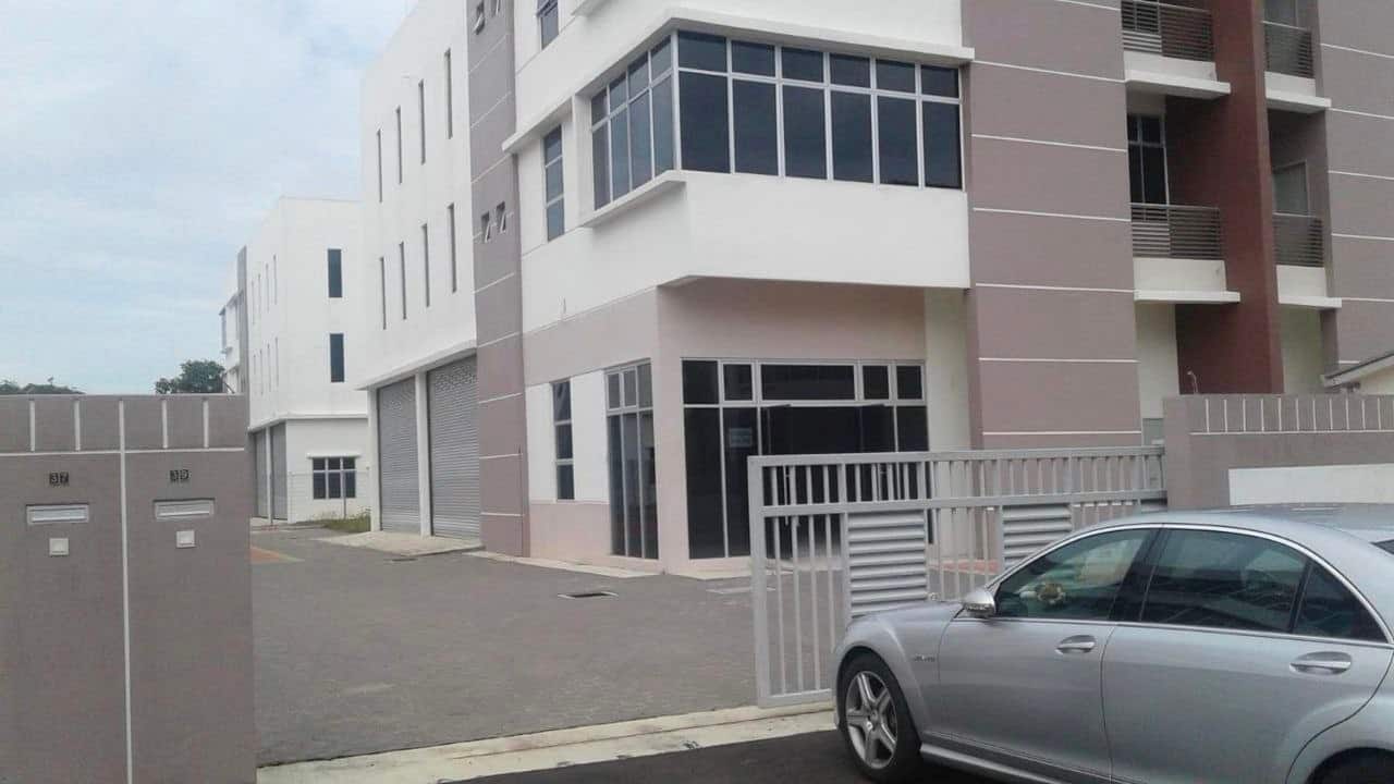 3-Storey Semi-D Factory Tanjung Pelepas 2