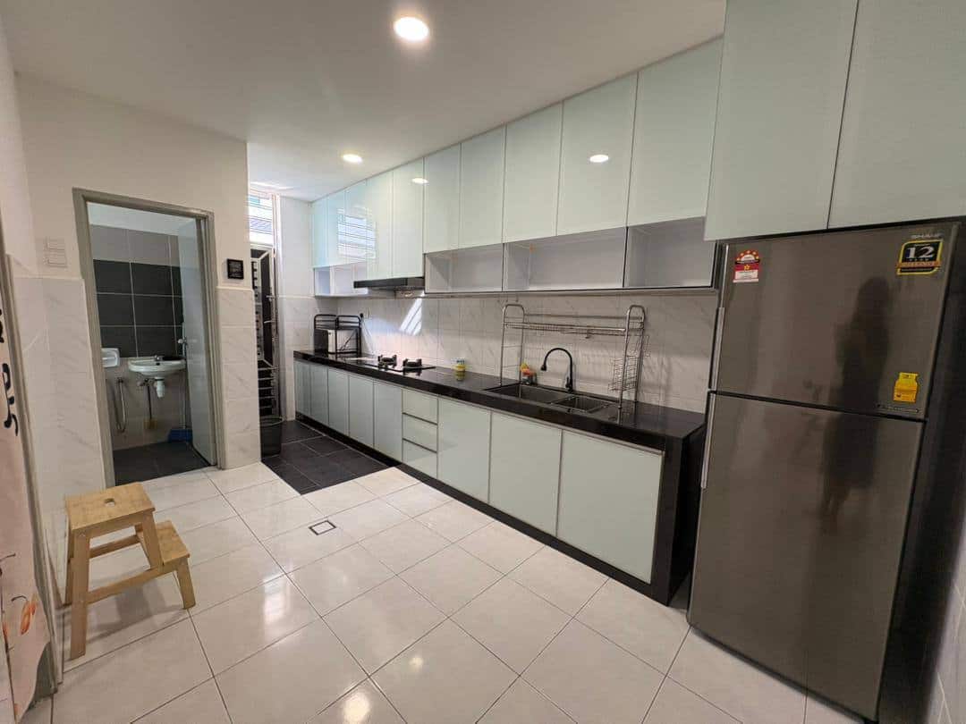 2-Storey Terrace House Kempas Baru 6