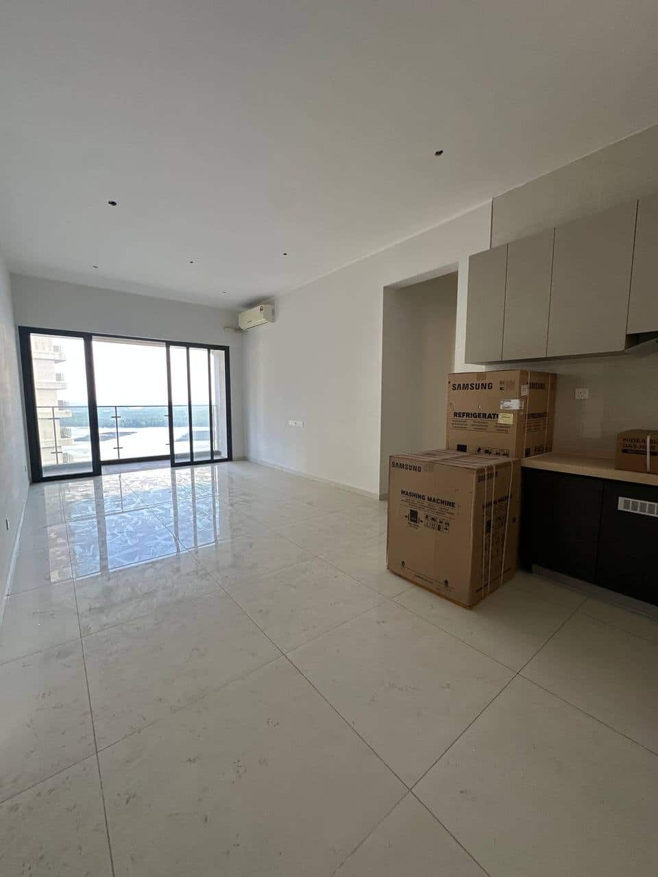 End Lot Condominium Danga Bay 6