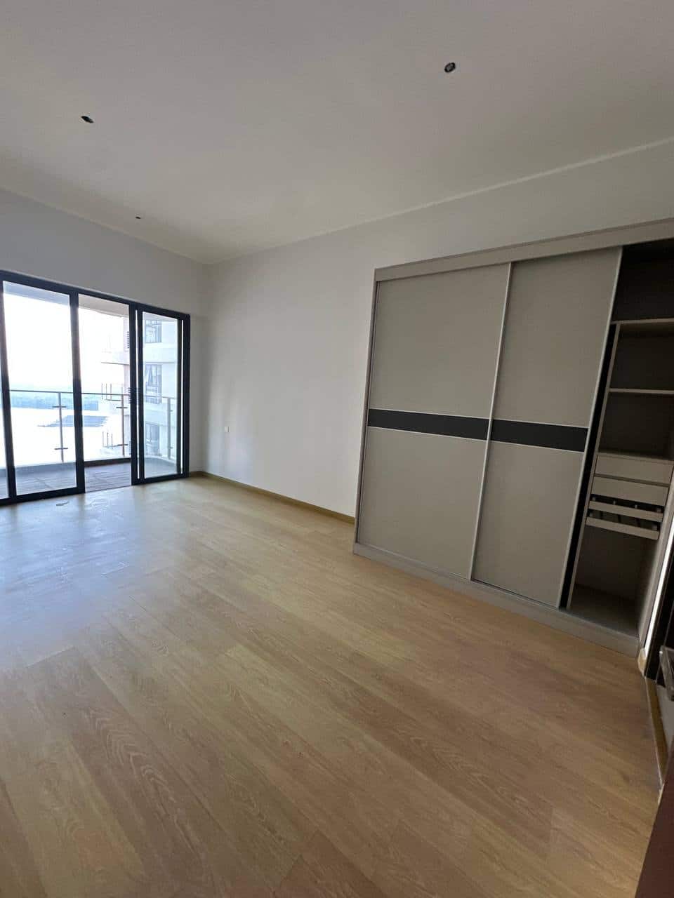 End Lot Condominium Danga Bay 3