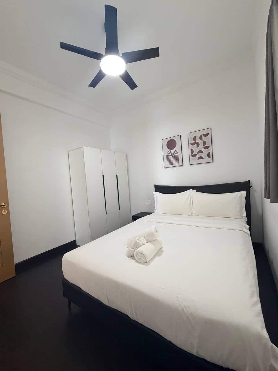 Service Residence End Lot Tanjung Puteri 3