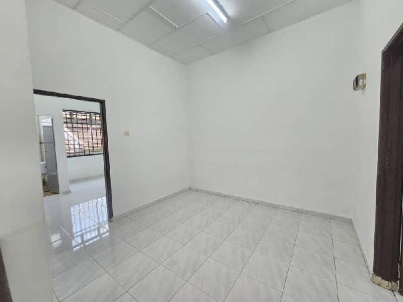 2-Storey Terrace House Taman Pulai Utama 7