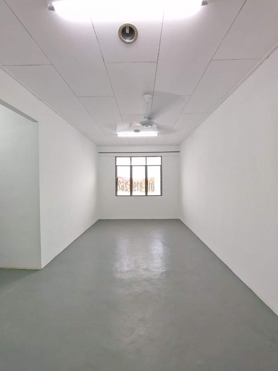 Low Cost Flat Taman Sri Pulai Perdana 5