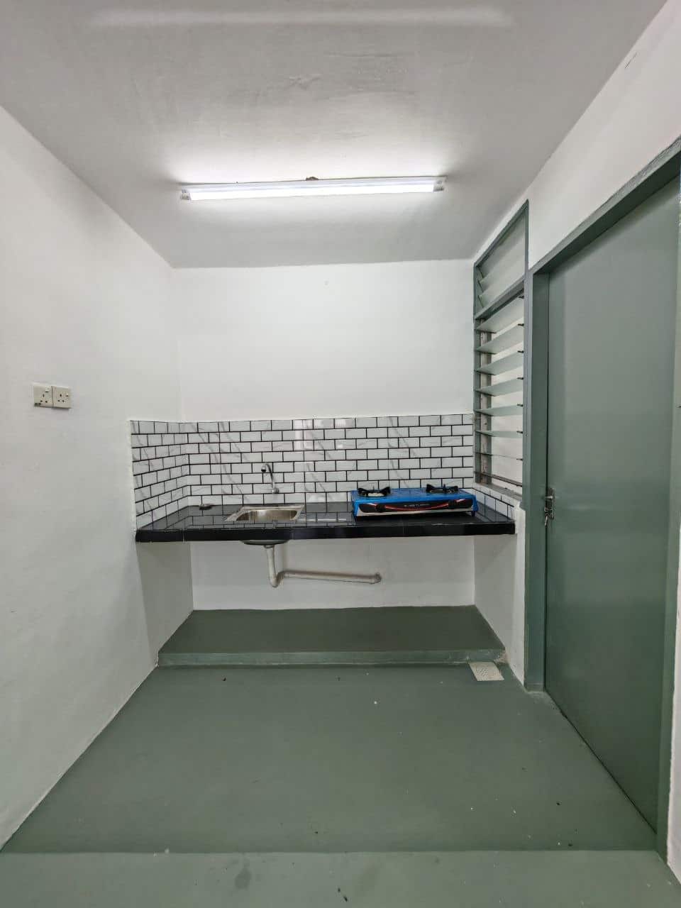 Low Cost Flat Taman Sri Pulai Perdana 8