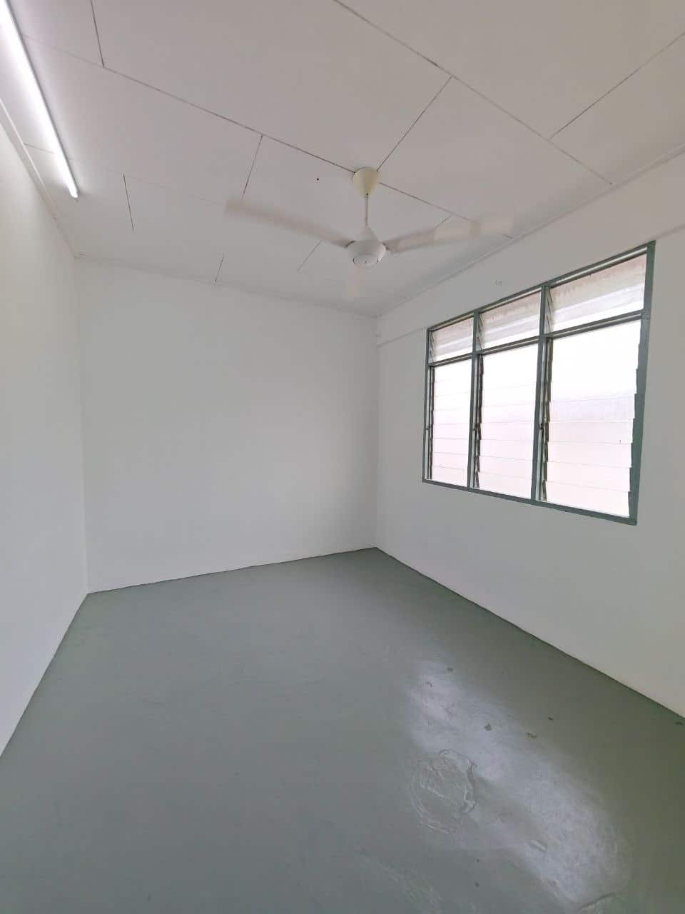 Low Cost Flat Taman Sri Pulai Perdana 7
