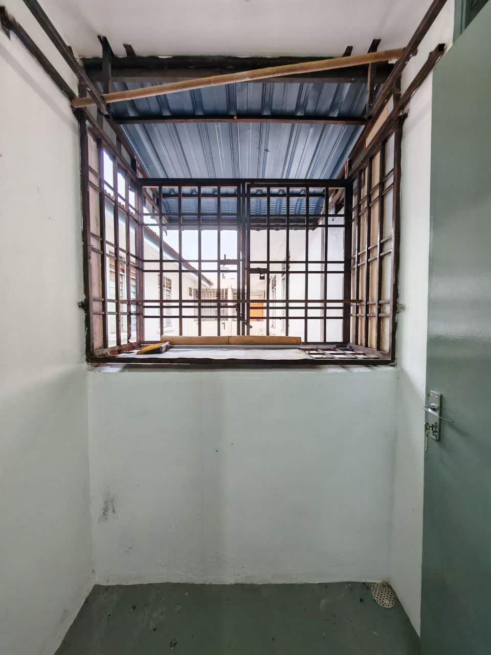 Low Cost Flat Taman Sri Pulai Perdana 9