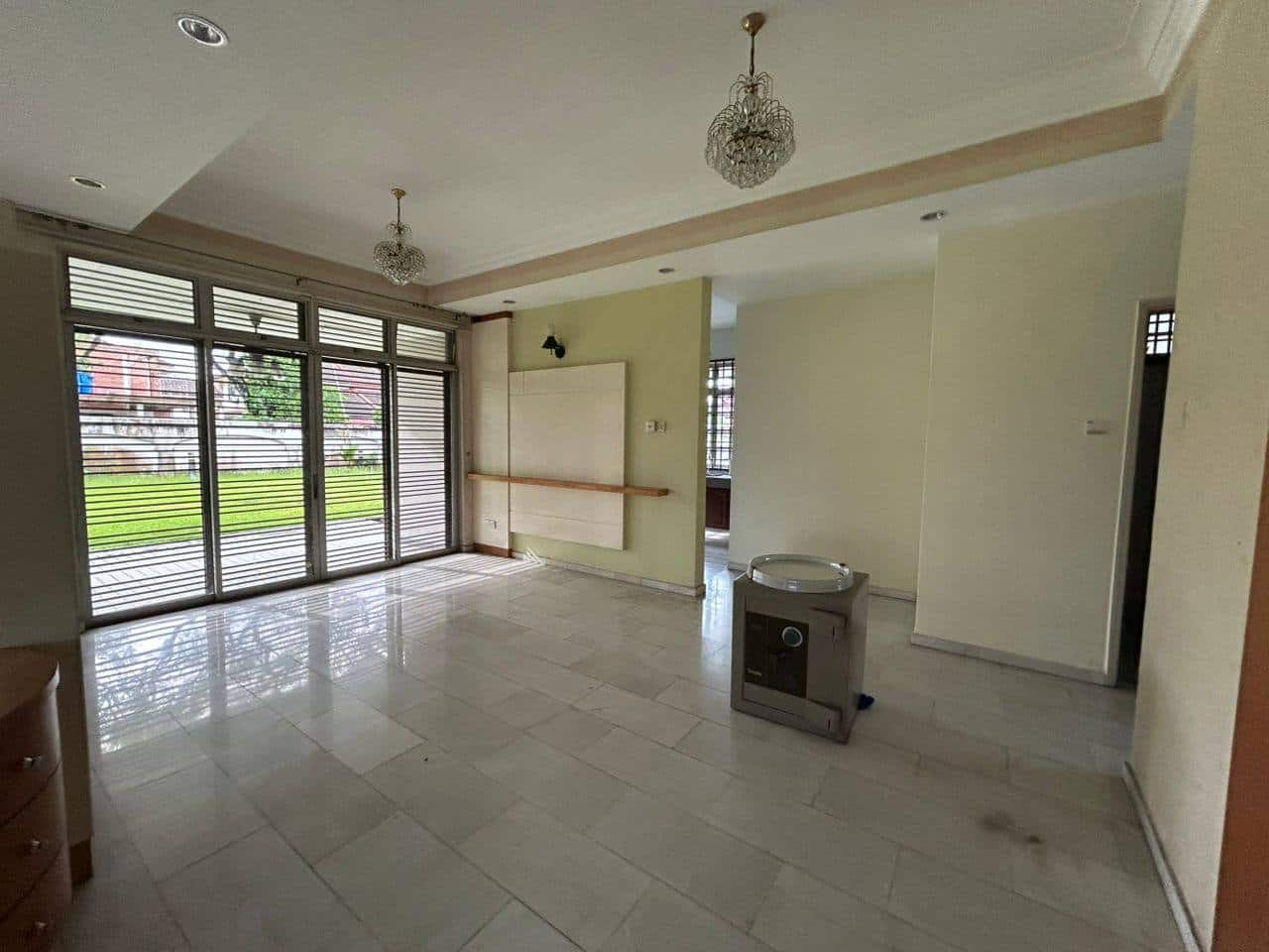 Double Storey Bungalow Perling 1