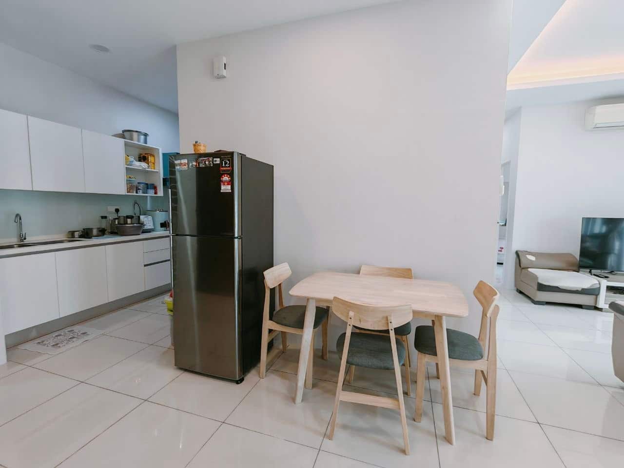 Condominium Taman Perling 2