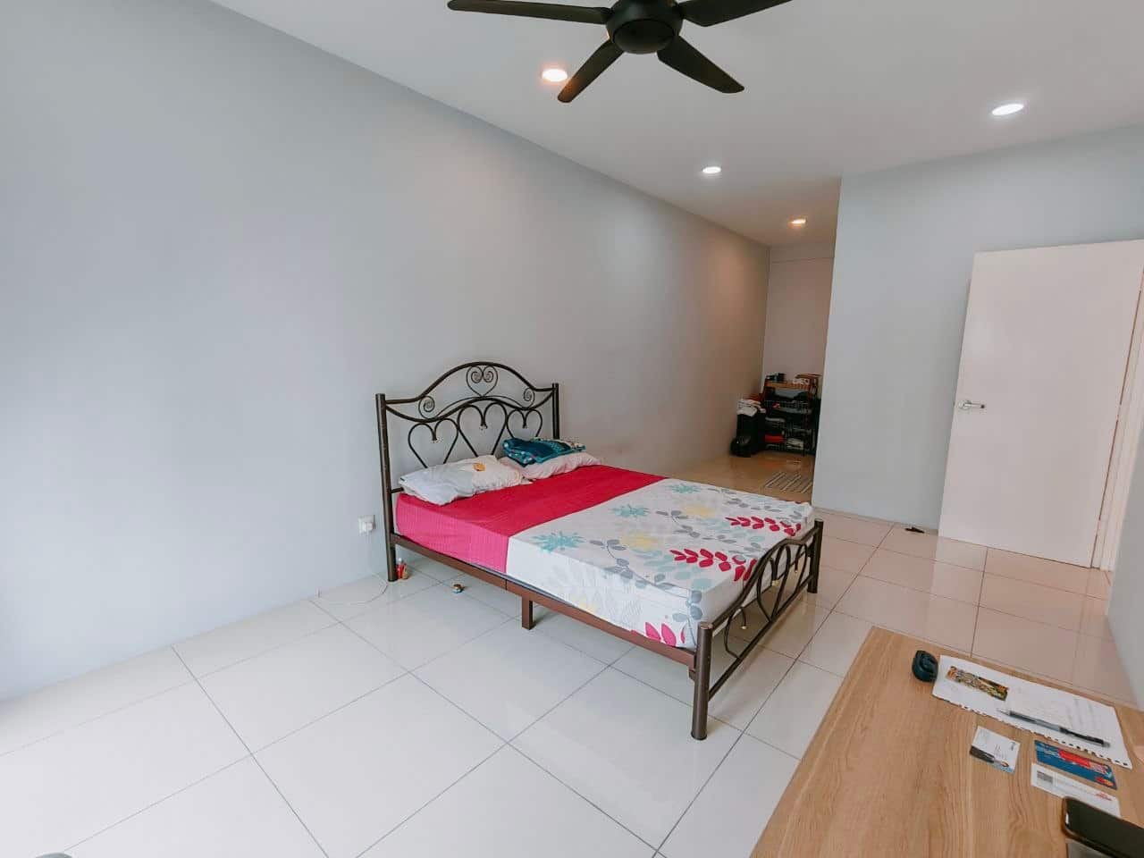 Condominium Taman Perling 5