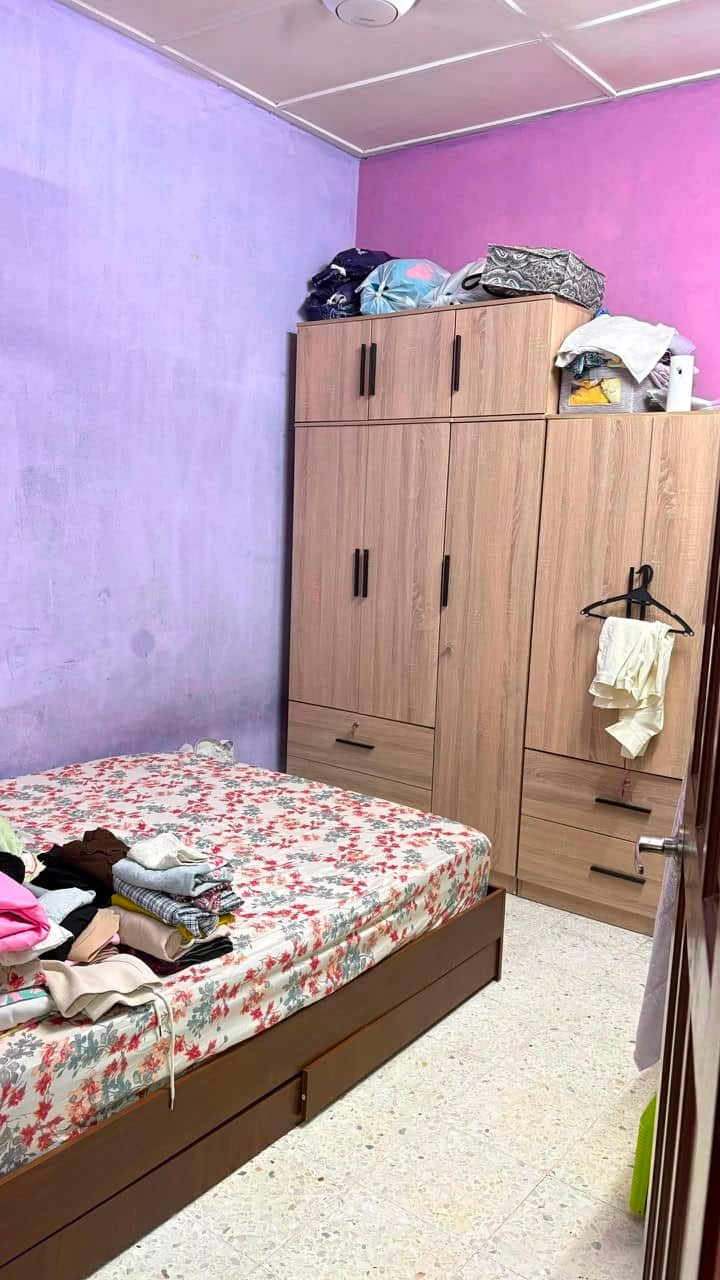 1.5-Storey Intermediate House Taman Molek 8