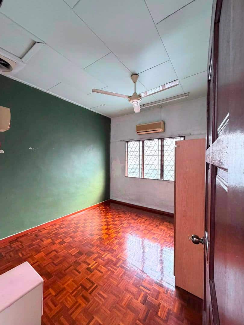 2-Storey Terrace House Taman Sri Putri 6