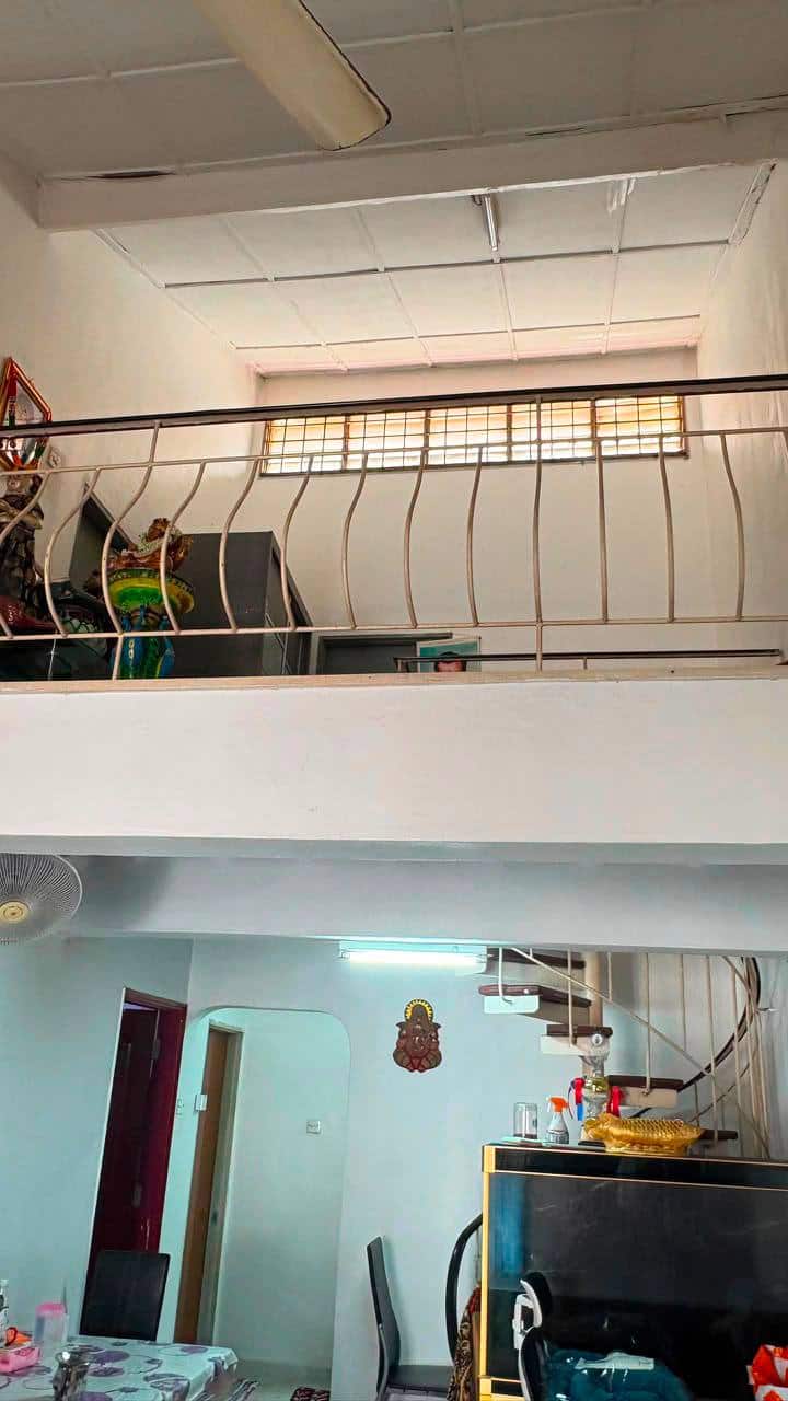 1.5-Storey Terrace House Taman Molek 6