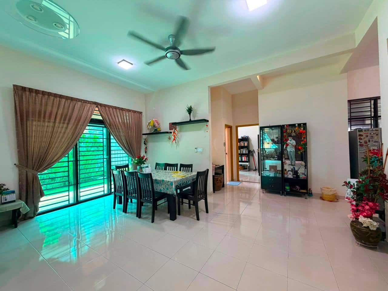 2-Storey Semi-D Endlot Nusa Idaman 3 4