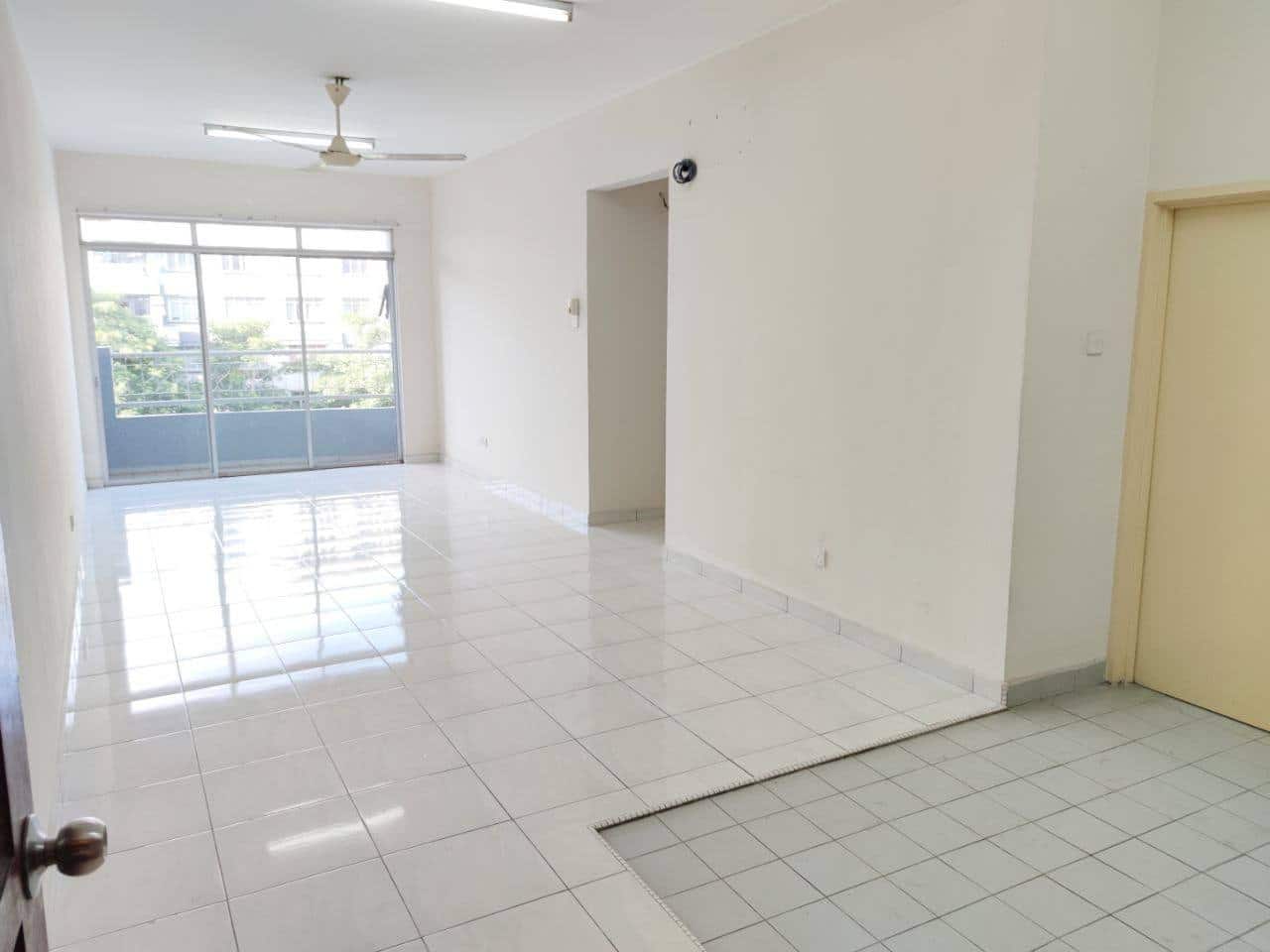 Apartment Tampoi 1