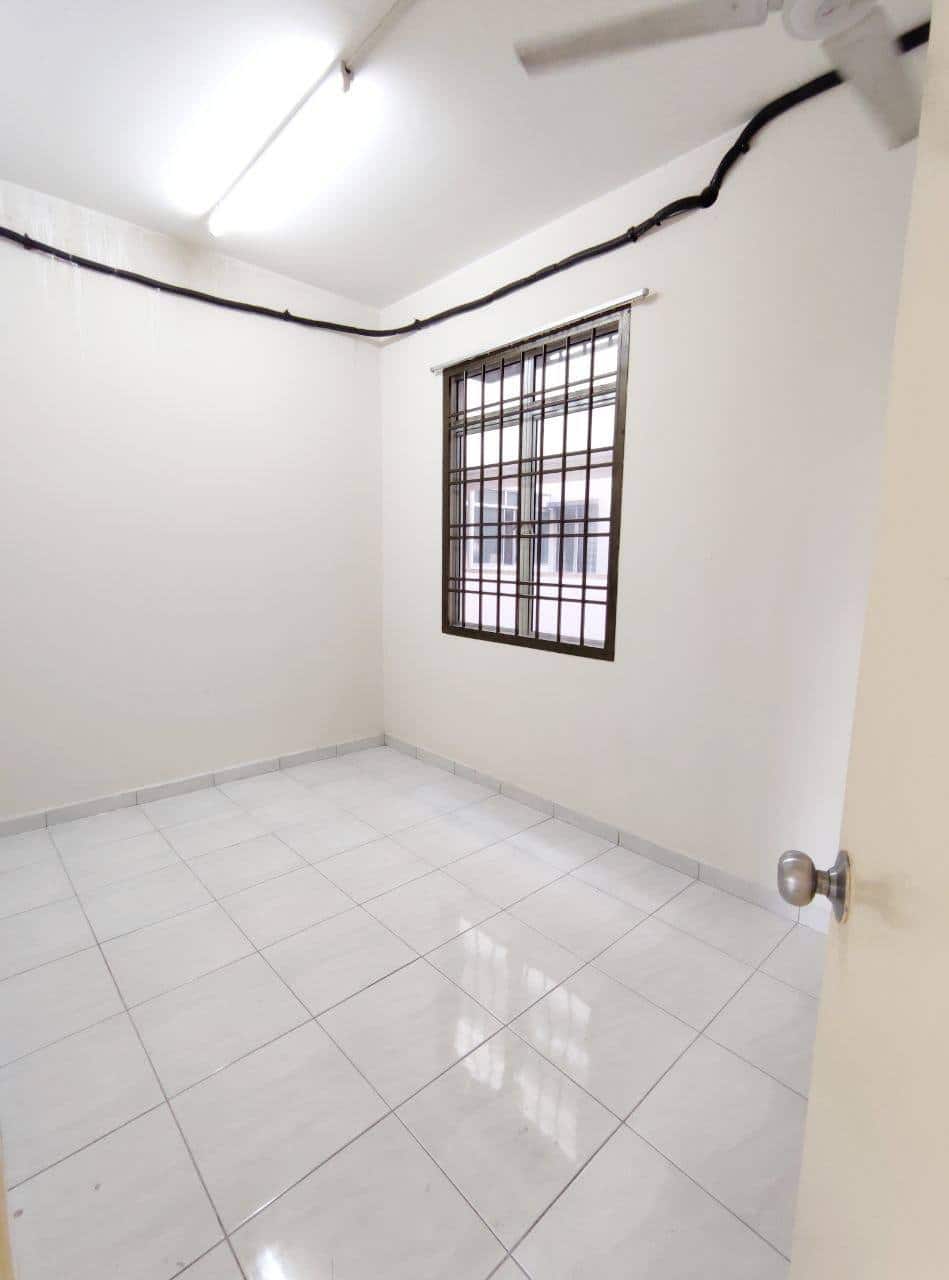 Apartment Tampoi 5