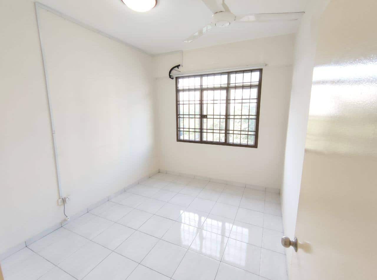 Apartment Tampoi 4