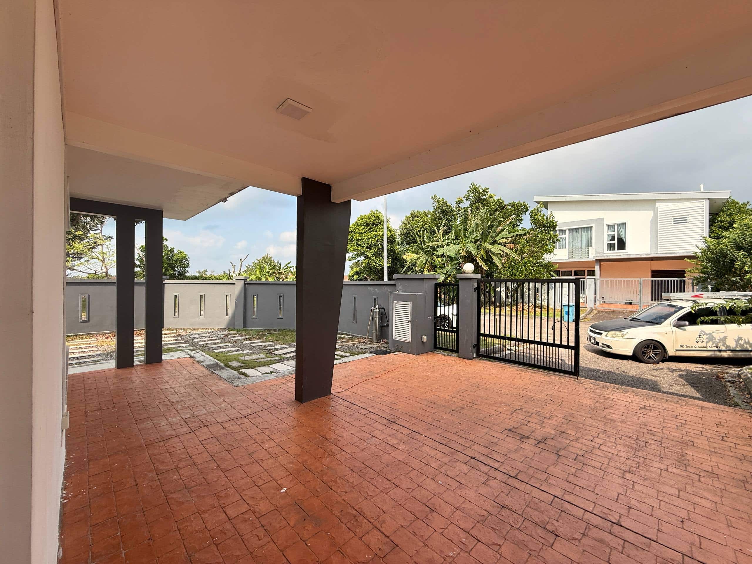 Semi-D Corner Taman Desaru Utama 1