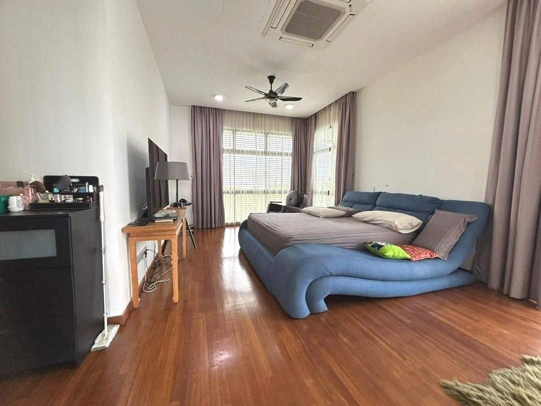 3-Storey Bungalow Isola Grandeur @ Senibong Cove 8