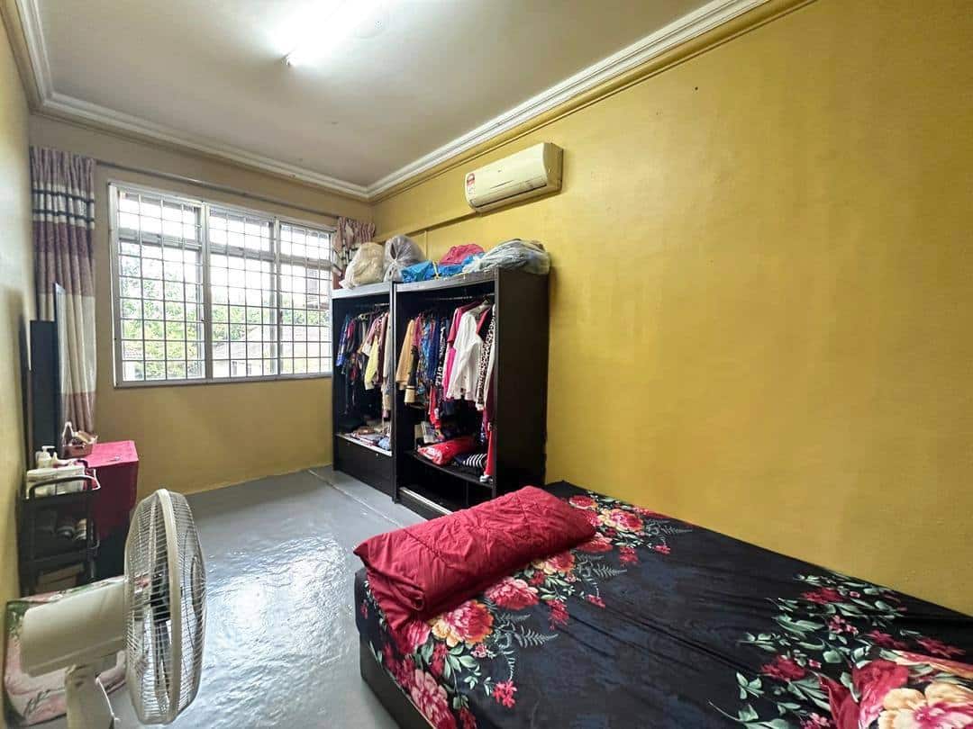2-Storey Semi-D Taman Bukit Kempas 6