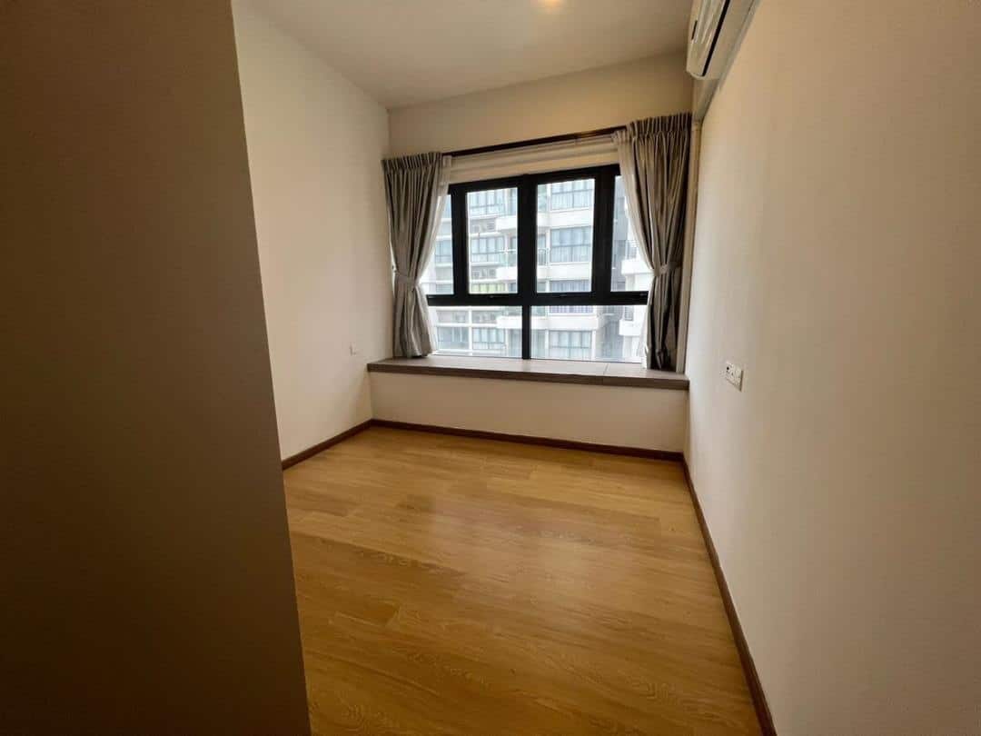 Condo Country Garden Danga Bay 5