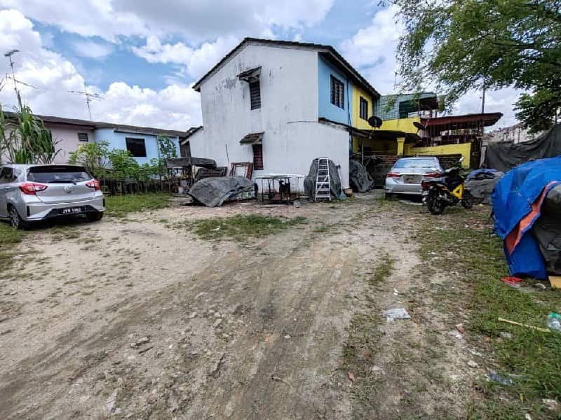 2-Storey Low Cost House Desa Cemerlang 3