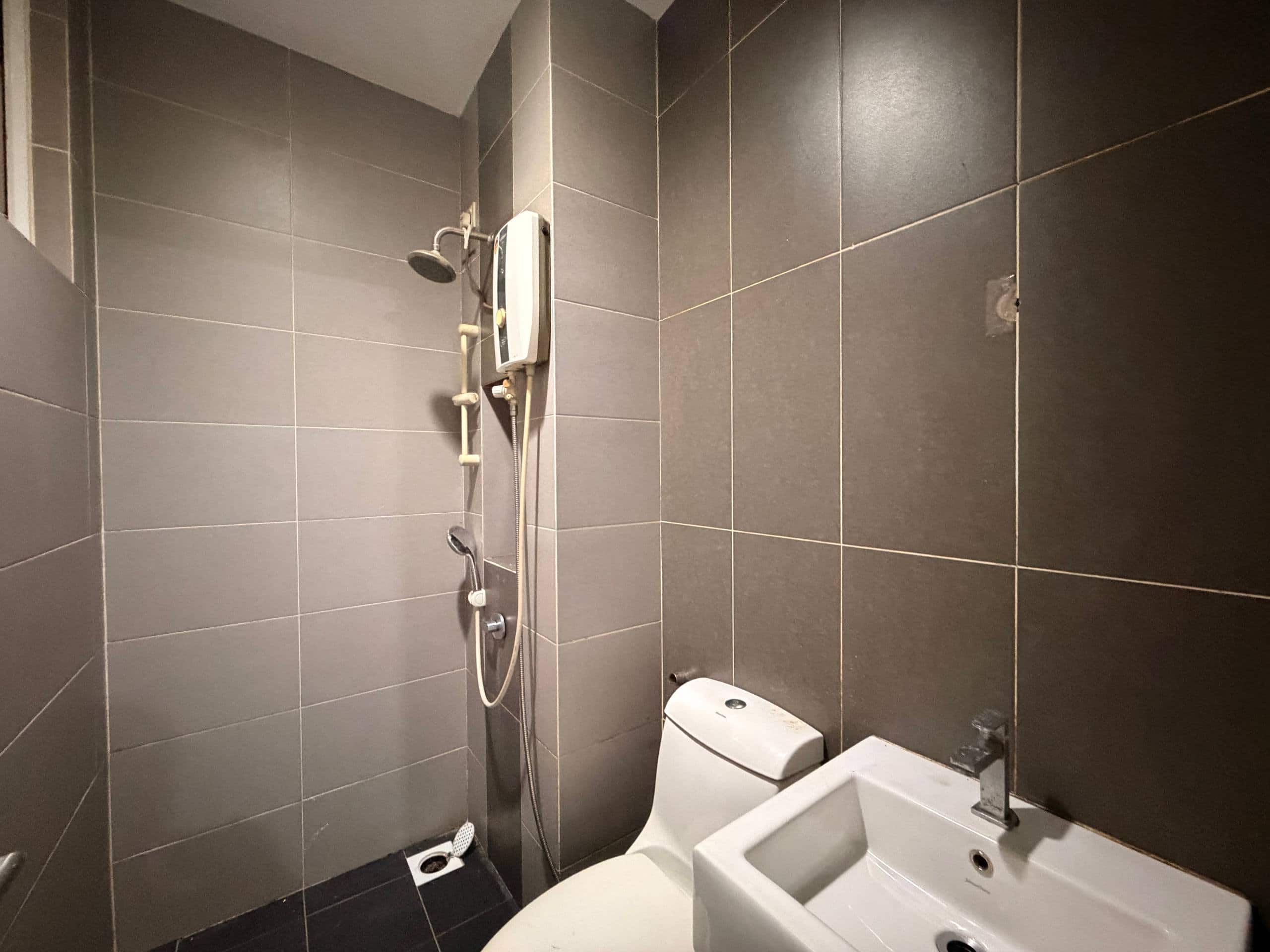 Condominium Skysuites Meldrum Hills 5