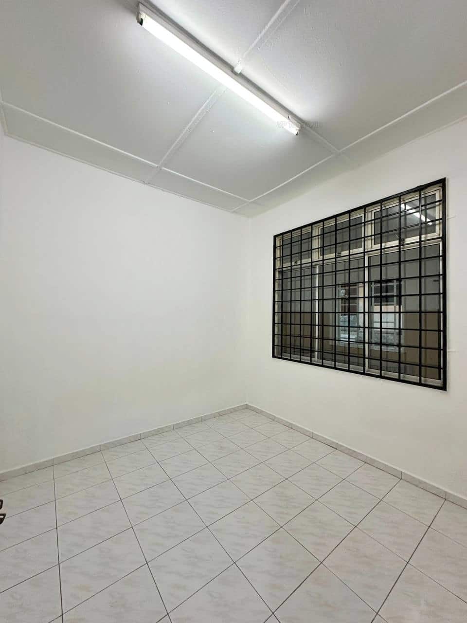 Single Storey Terrace Taman Universiti 8