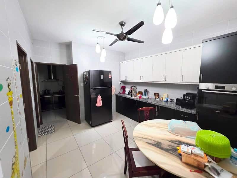 2-Storey Superlink Terrace House Nusa Idaman 4