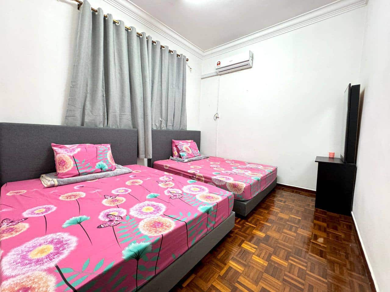 Double Storey Terrace House Taman Bukit Kempas 7