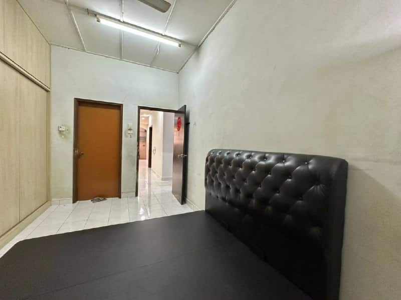 Single Storey Terrace Taman Rinting 6