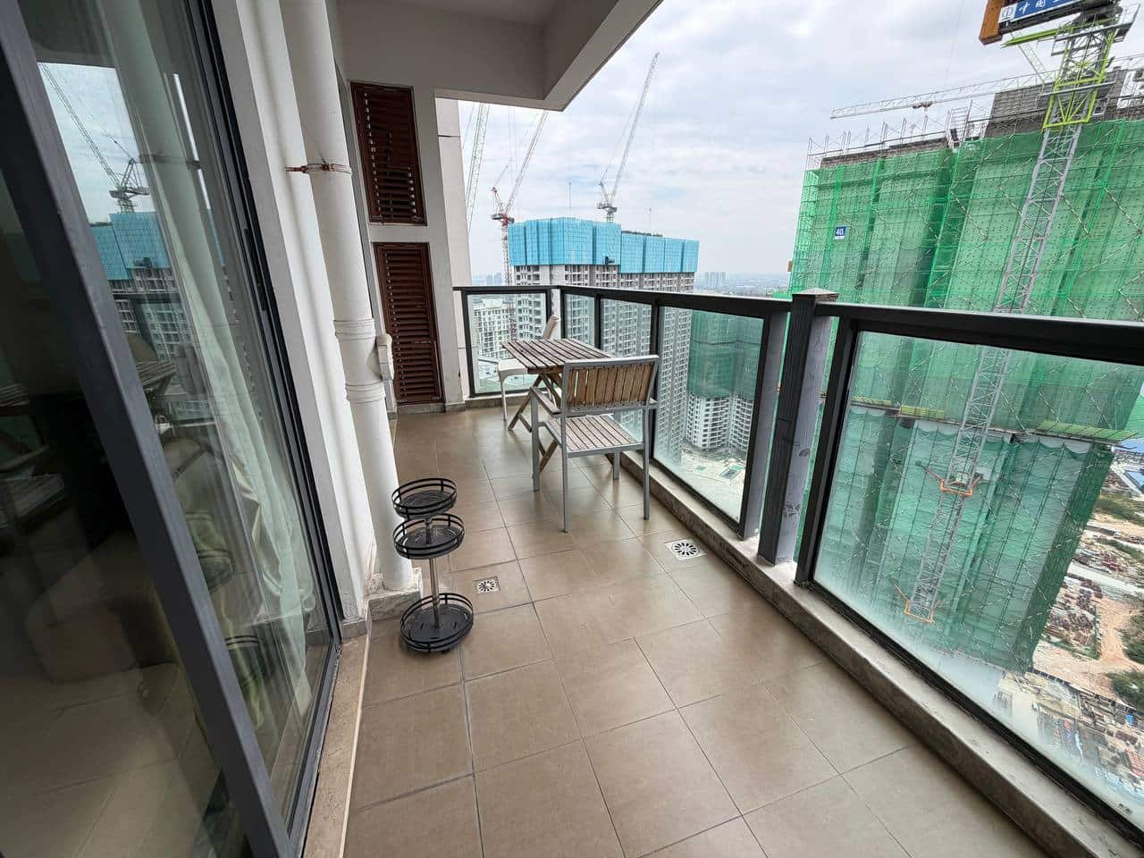 Condo R&F Princess Cove 7