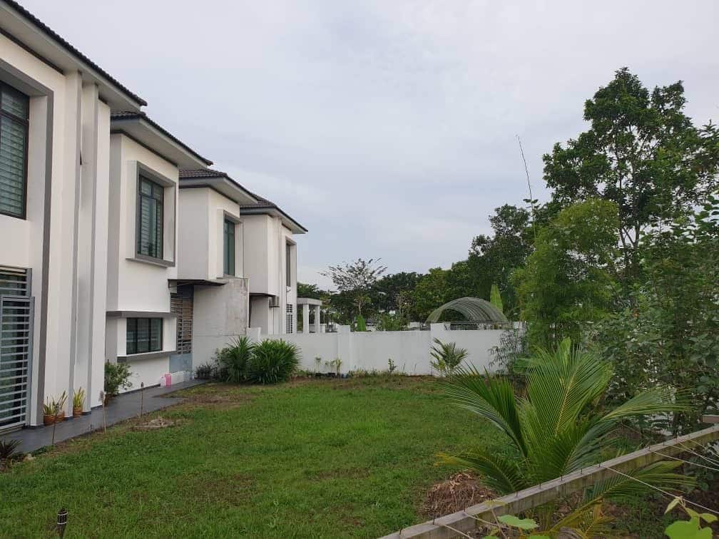 2-Storey Cluster House Eco Tropics, Rosewood 5