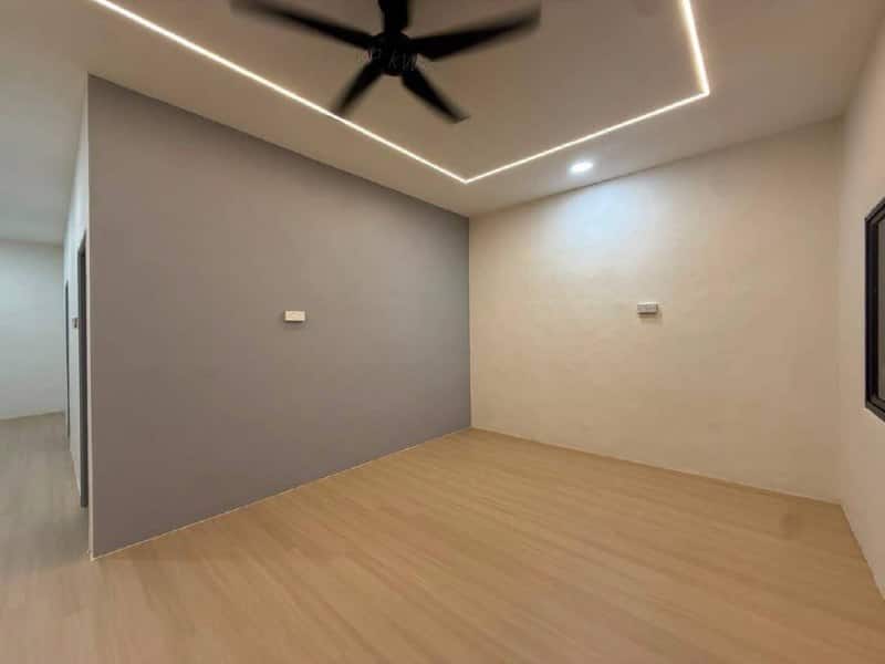 Single Storey Terrace End Lot Taman Seraya 3