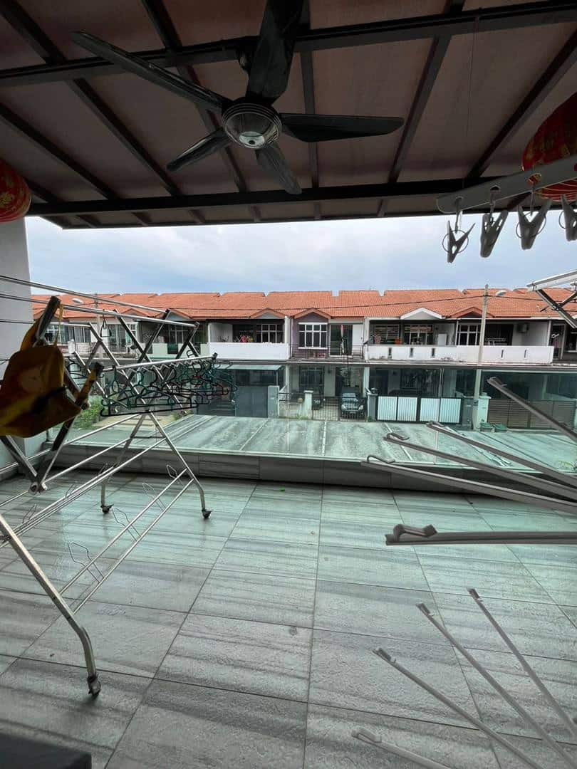 2-Storey Terrace Taman Scientex 8