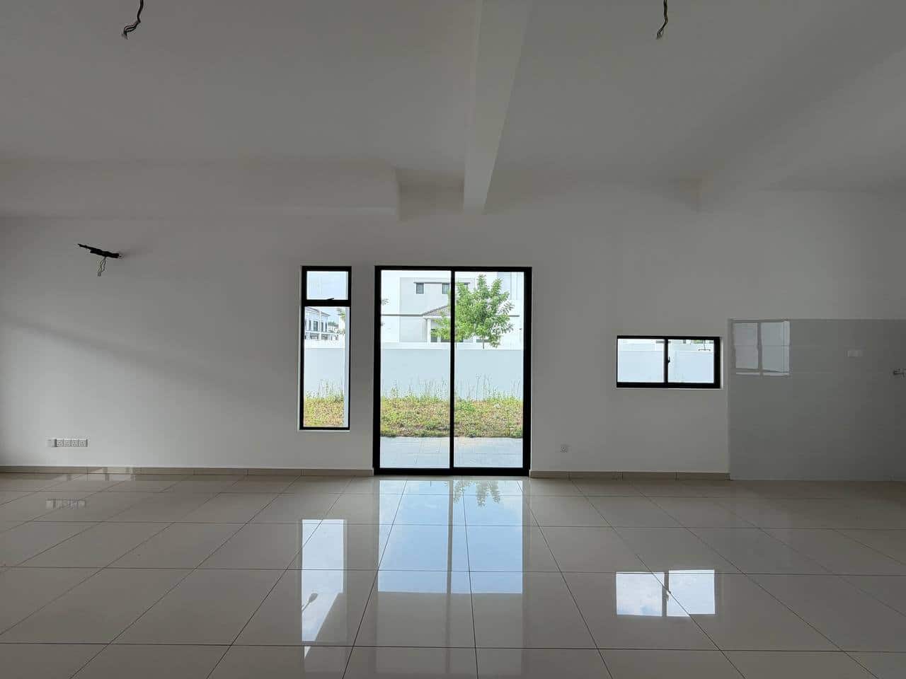 2-Storey Terrace House Eco Tropics-Fieldgates (Nora) 6
