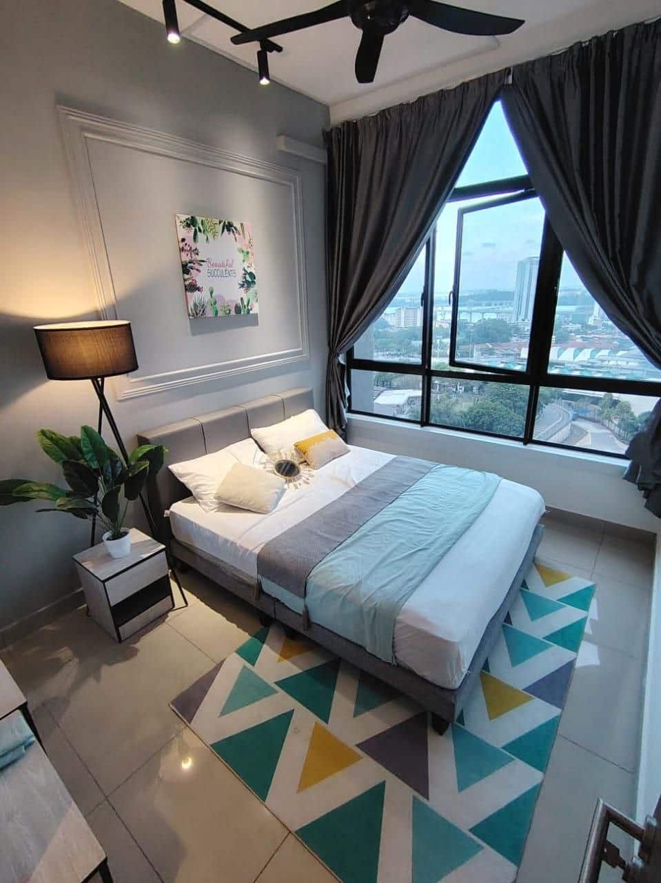 Service Residence Twin Tower @ CIQ 2