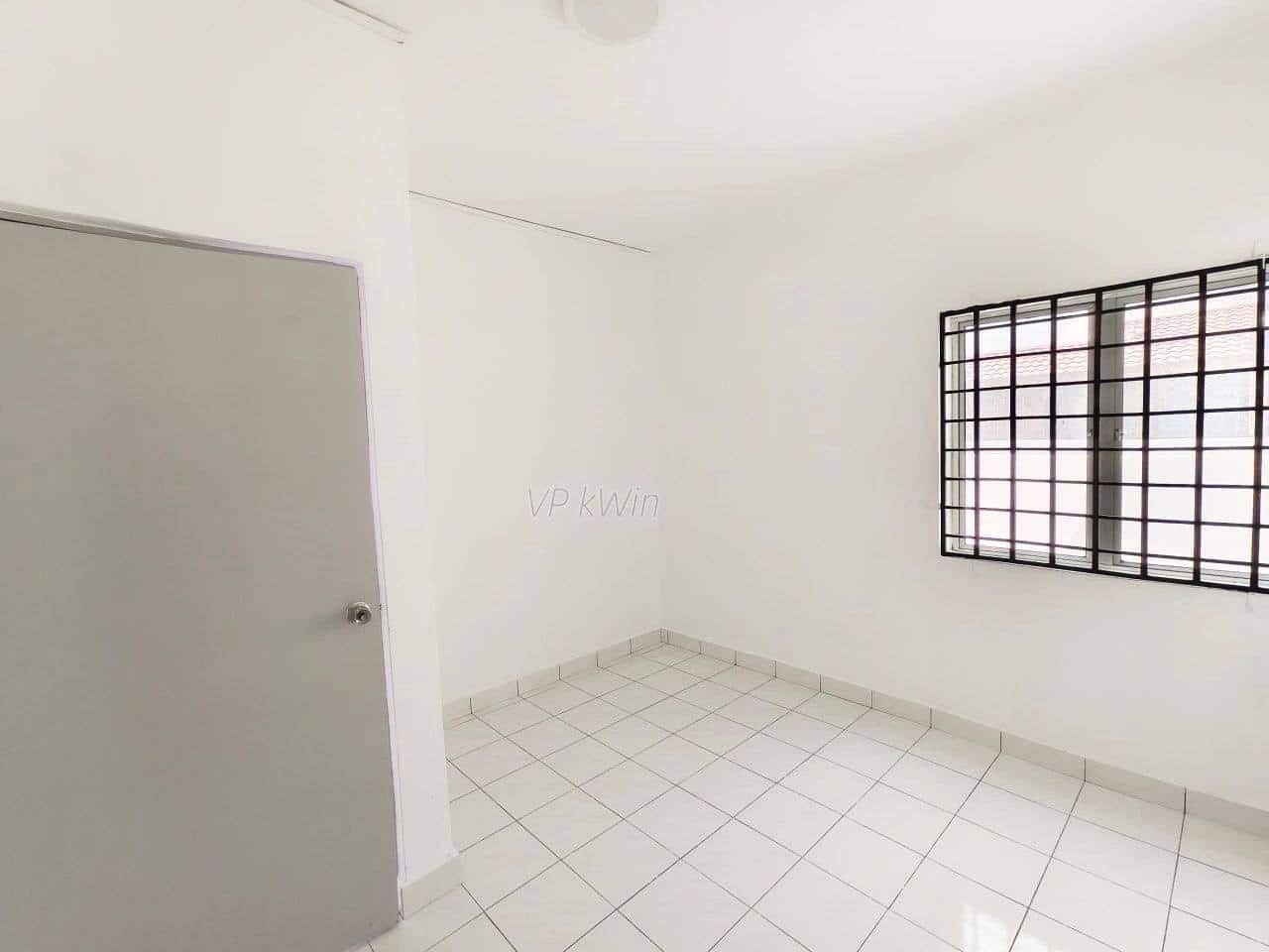 2-Storey Terrace House Bandar Selesa Jaya 6