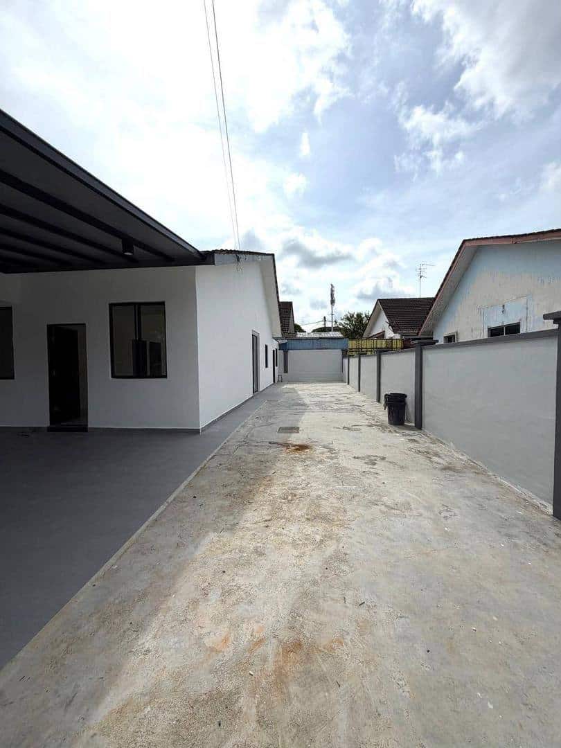 Single Storey Semi-D Megah Ria 2