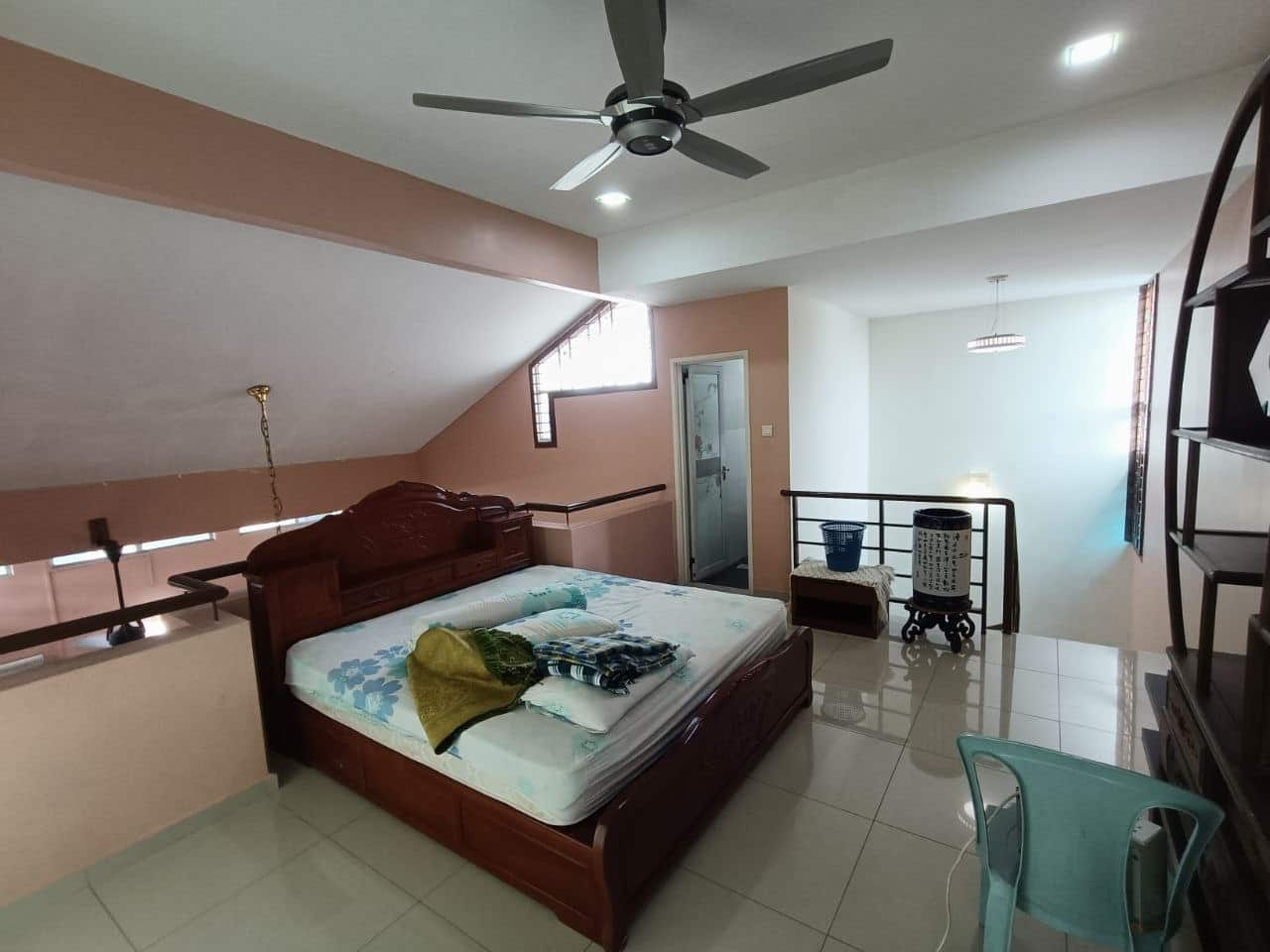 2-Storey Corner House Kangkar Pulai 4